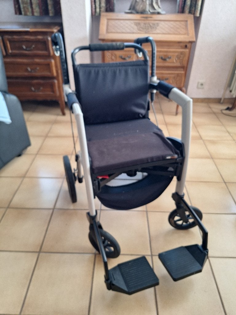 Rollz Motion 2 — Déambulateur 2 en 1, Enlèvement, Pliant, Utilisé, Fauteuil roulant à pousser