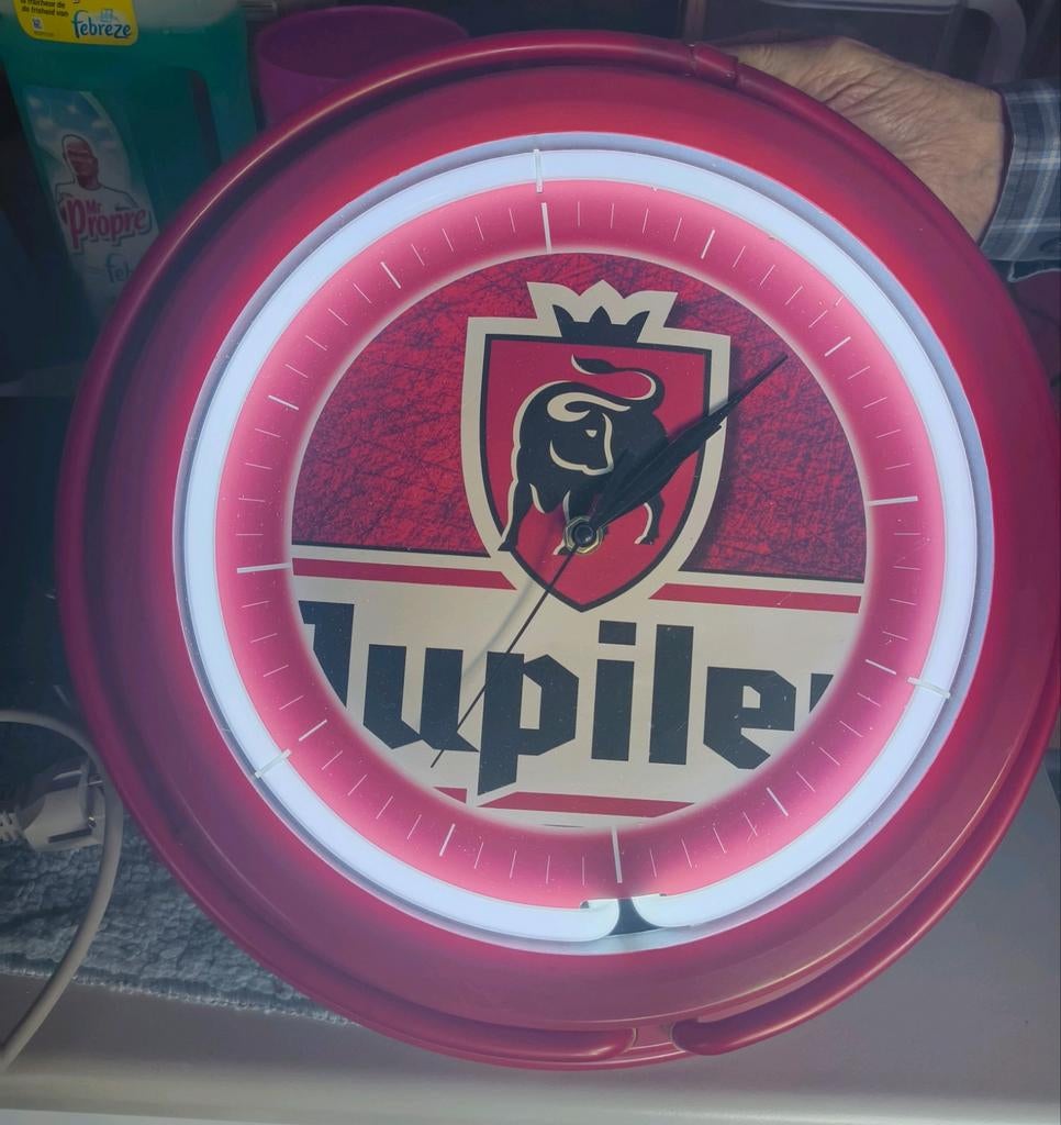 Jupiler lichtgevende wandklok, Enlèvement, Jupiler