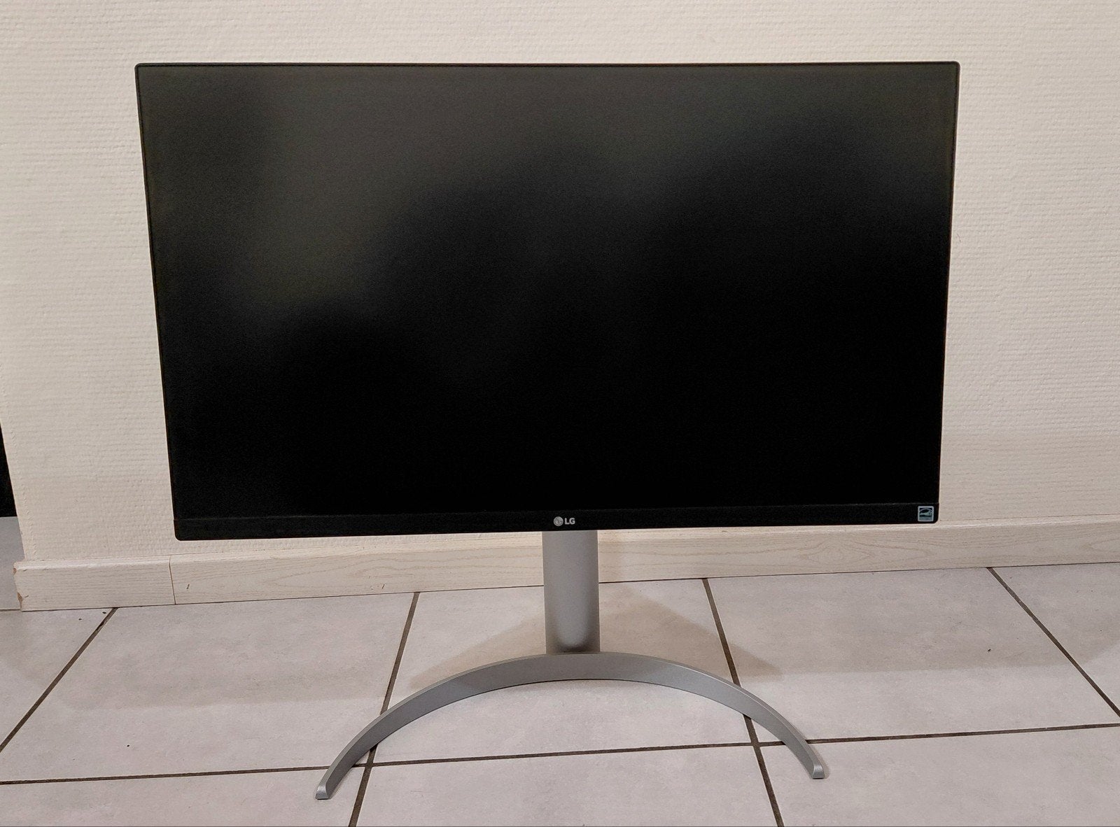 Monitor LG 27UP650K 27 inch UHD 4K IPS HDR 400, Ophalen, IPS, In hoogte verstelbaar, DisplayPort