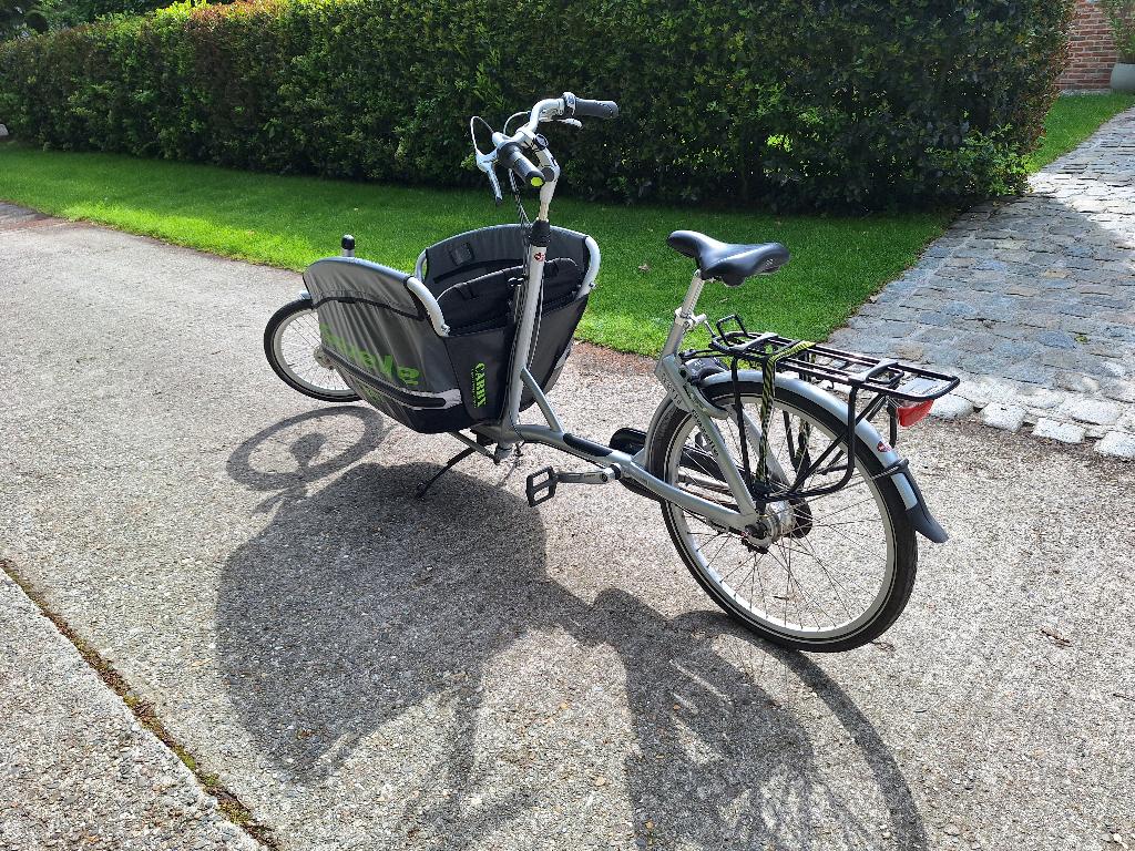 Bakfiets Gazelle Cabby incl regenhoes & maxi-cosy adapters, Fietsen en Brommers, Fietsen | Bakfietsen, Ophalen, Zo goed als nieuw