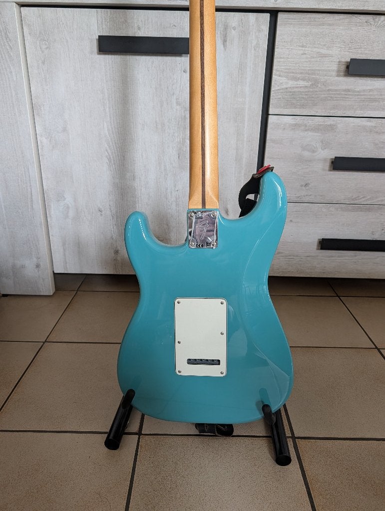 fender stratocaster, Enlèvement, Comme neuf, Solid body, Fender