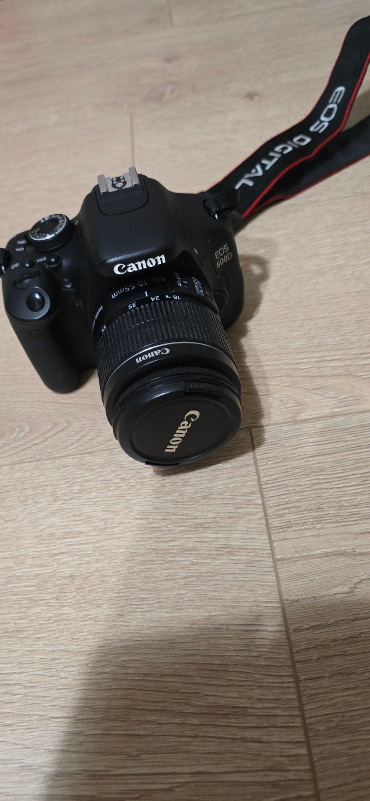 Appareil photo Canon EOS 600D, TV, Hi-fi & Vidéo, Appareils photo numériques, 18 mégapixels, Canon, Comme neuf, Enlèvement
