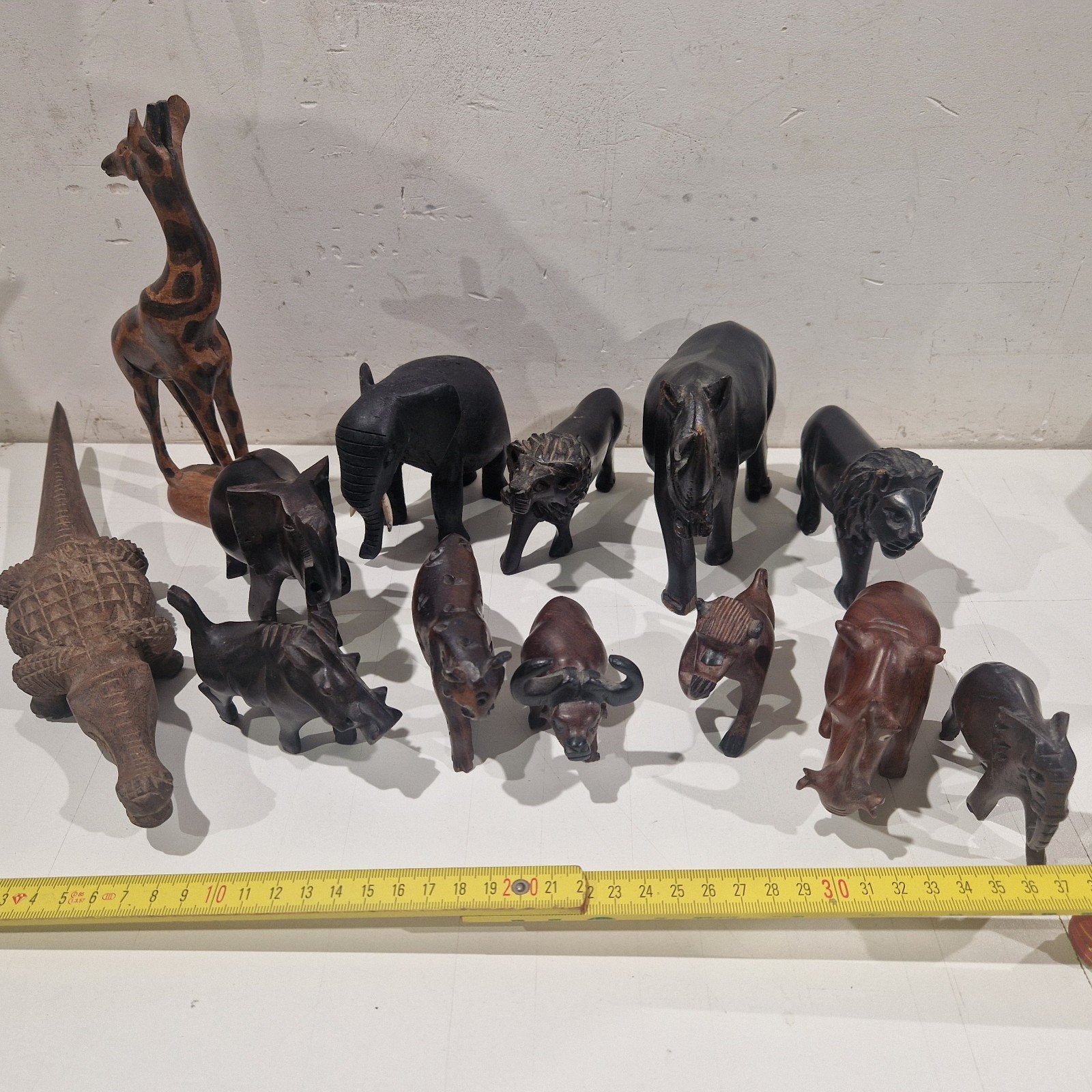 13 uit Afrika dieren , waterbuffel  leeuw aap  olifant enz.., Verzamelen, Dierenverzamelingen, Gebruikt, Beeldje of Figuurtje