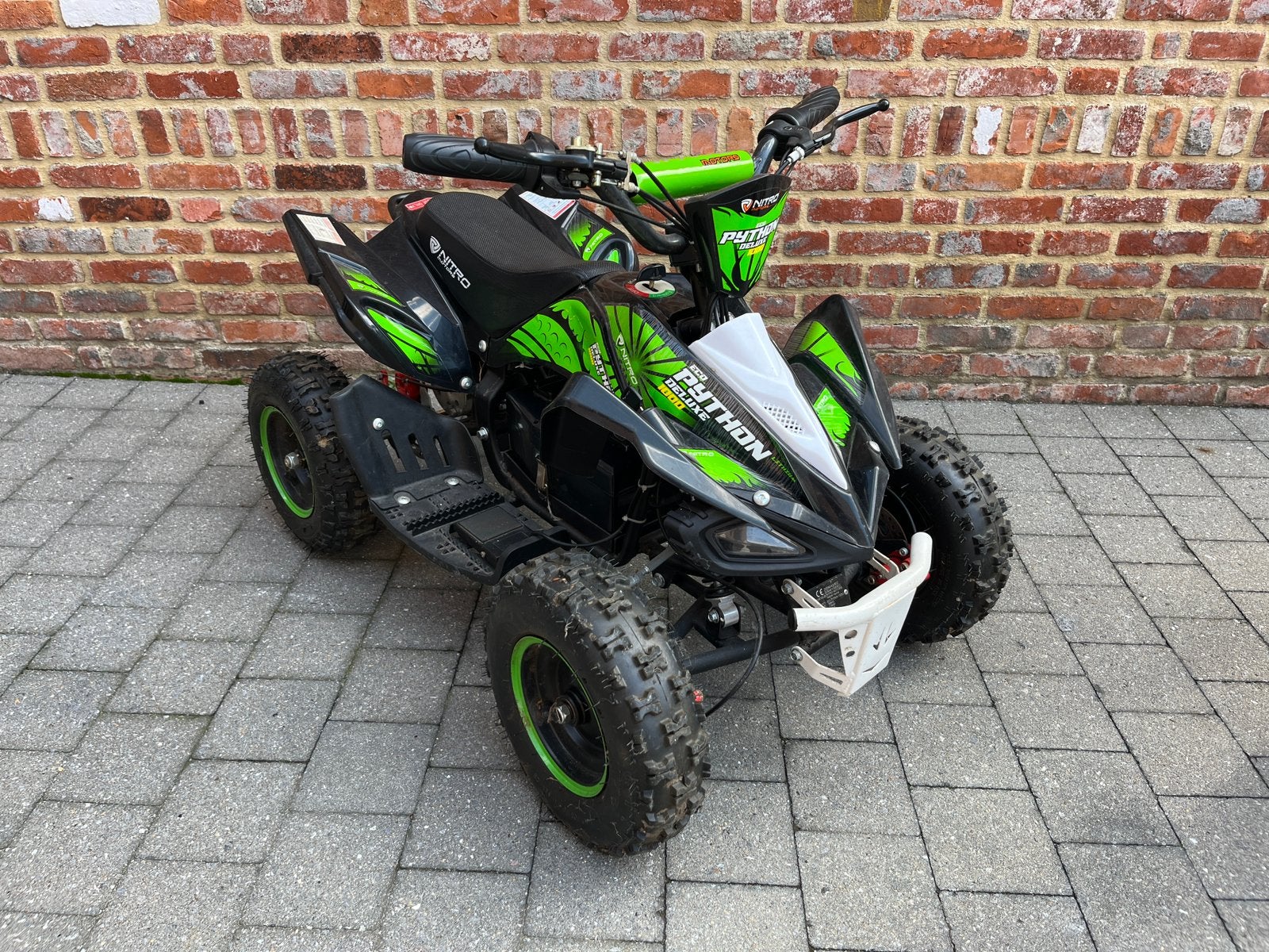 Kinderquad Nitro Python Delux 1000, Gebruikt