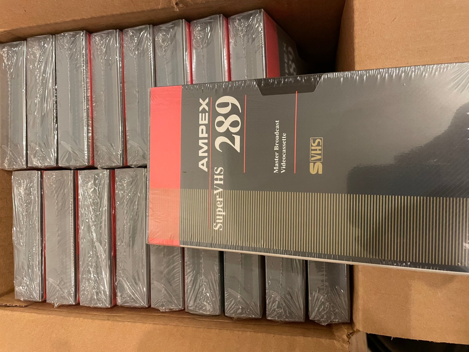 18 verpakte videocasettes AMPEX 289, TV, Hi-fi & Vidéo, Enlèvement, Neuf