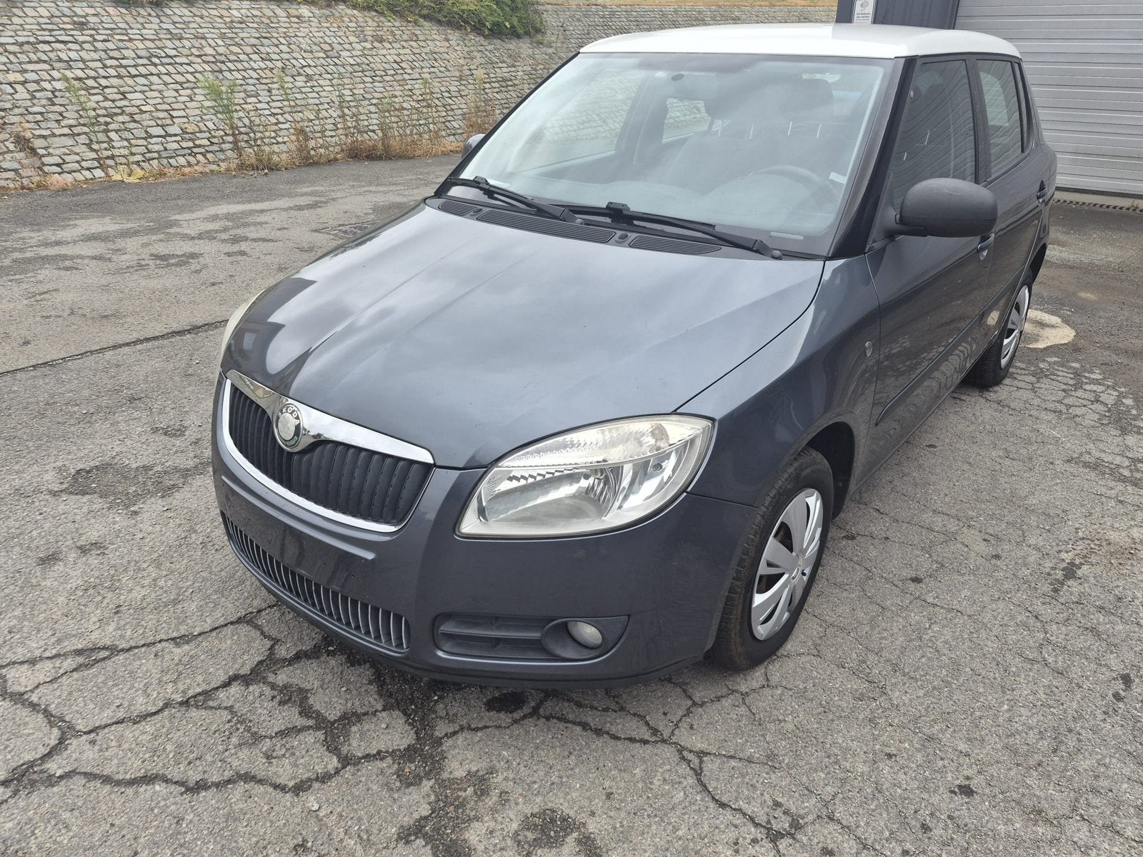 Skoda,, Fabia 1,2essence Airco euro4 Controle ok  garantie, Autos, Skoda, Achat, Vitres électriques, Entreprise, Boîte manuelle