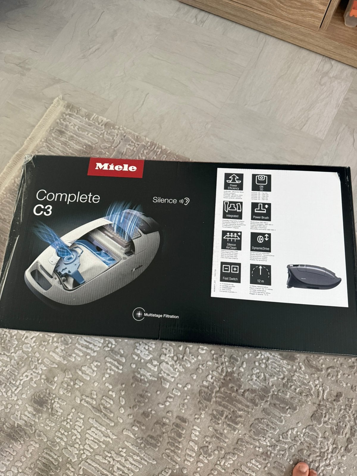 Mıele stofzuıger c3 nıeuw nooıtgebruıkt, Ophalen, Nieuw, Stofzak, 2000 watt of meer