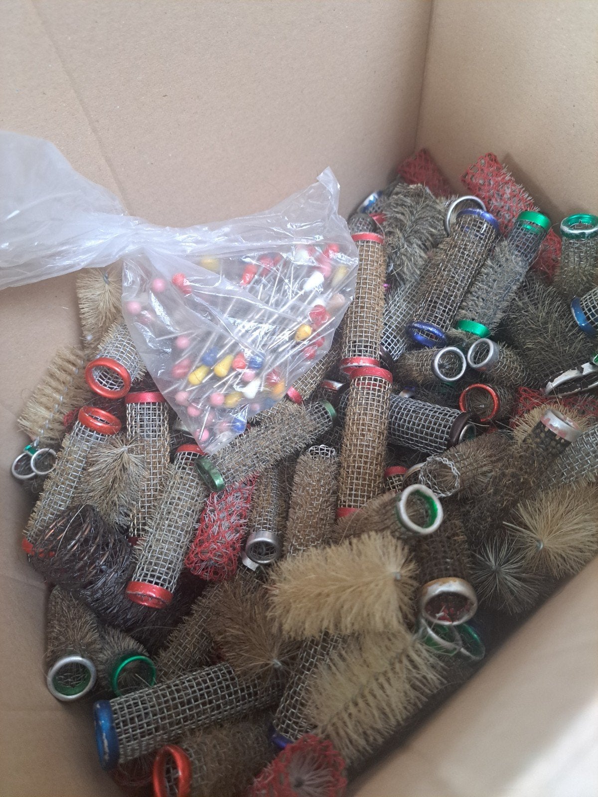 Krulspelden voor kapsels. Gebruikte staat, Ophalen