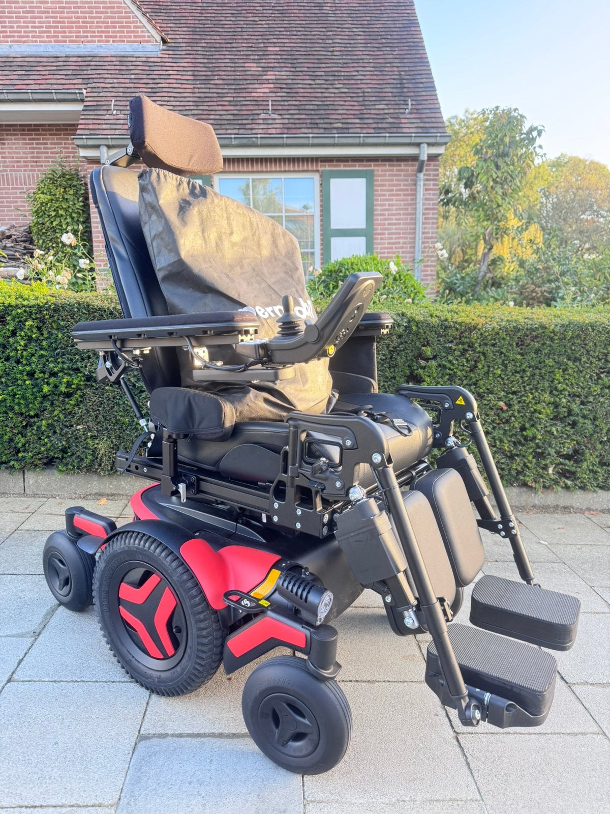 Chaise roulante Permobil M5 fauteuil électrique 2026 NEUF, Enlèvement ou Envoi, Pliant, Comme neuf, Fauteuil roulant électrique