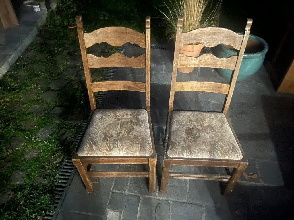 Antieken stoelen, Ophalen, Hout, Gebruikt, Twee