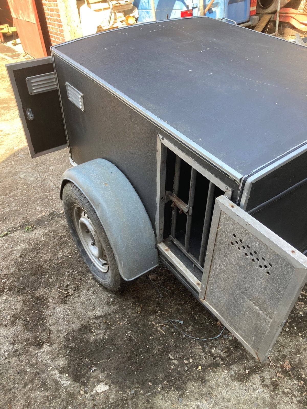 Aanhangwagen honden, Dieren en Toebehoren, Ophalen, Gebruikt