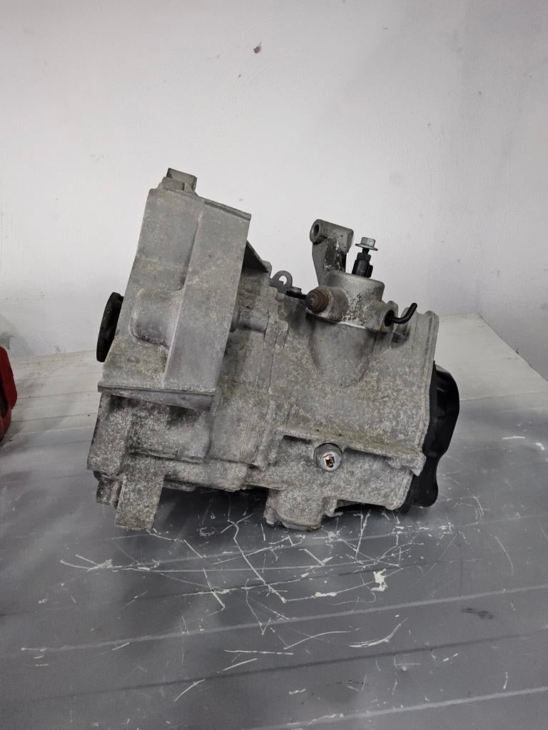 VW POLO 9N3 OR 9N versnellingsbak met 5 versnellingen, Seat