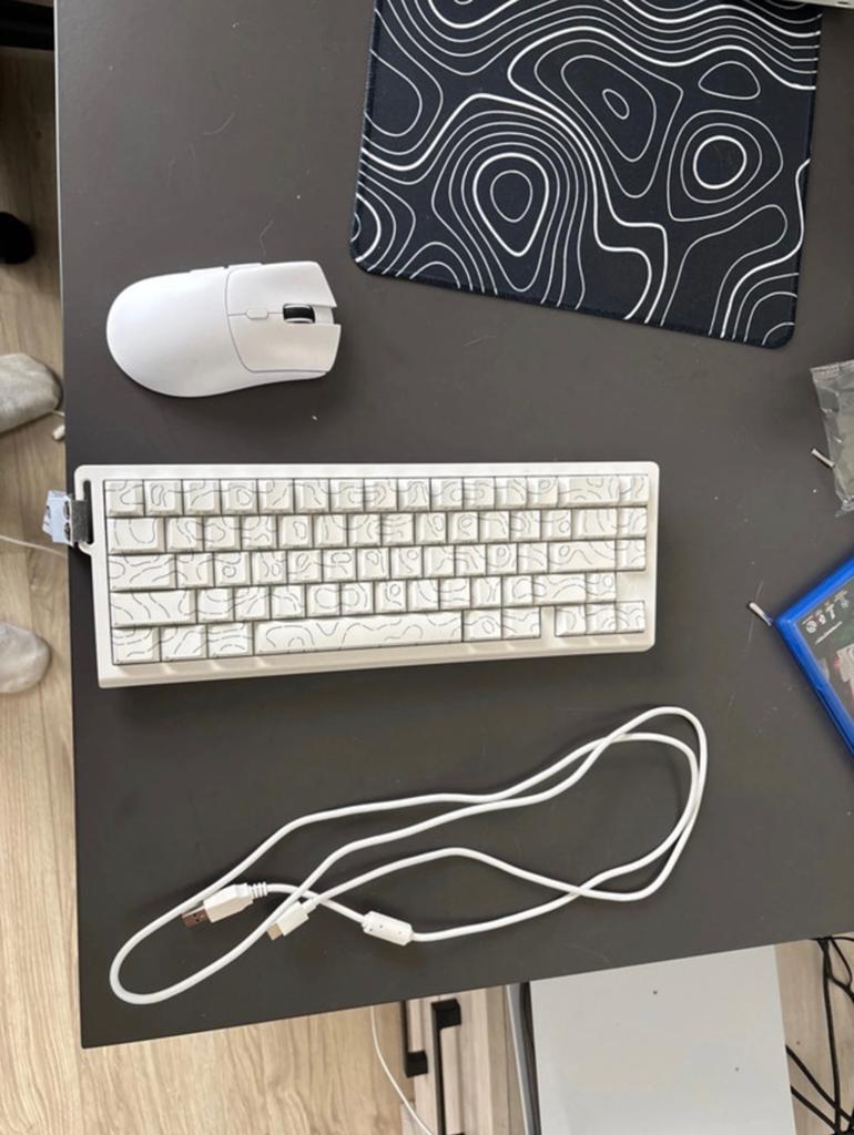 Keyboard en muis met kabel, Ophalen, Zo goed als nieuw