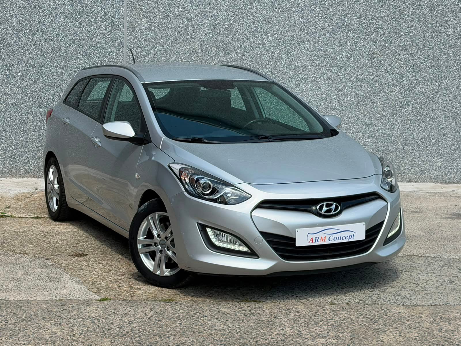 Hyundai i30 Break 1.4 Essence 2014 GARANTIE 12 Mois, Auto's, Hyundai, Euro 5, Bedrijf, https://public.car-pass.be/vhr/1b813ce1-72b8-45aa-b295-90d44f909bf0