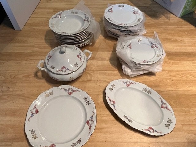 Eetservies, Huis en Inrichting, Keuken | Servies, Ophalen, Gebruikt, Compleet servies