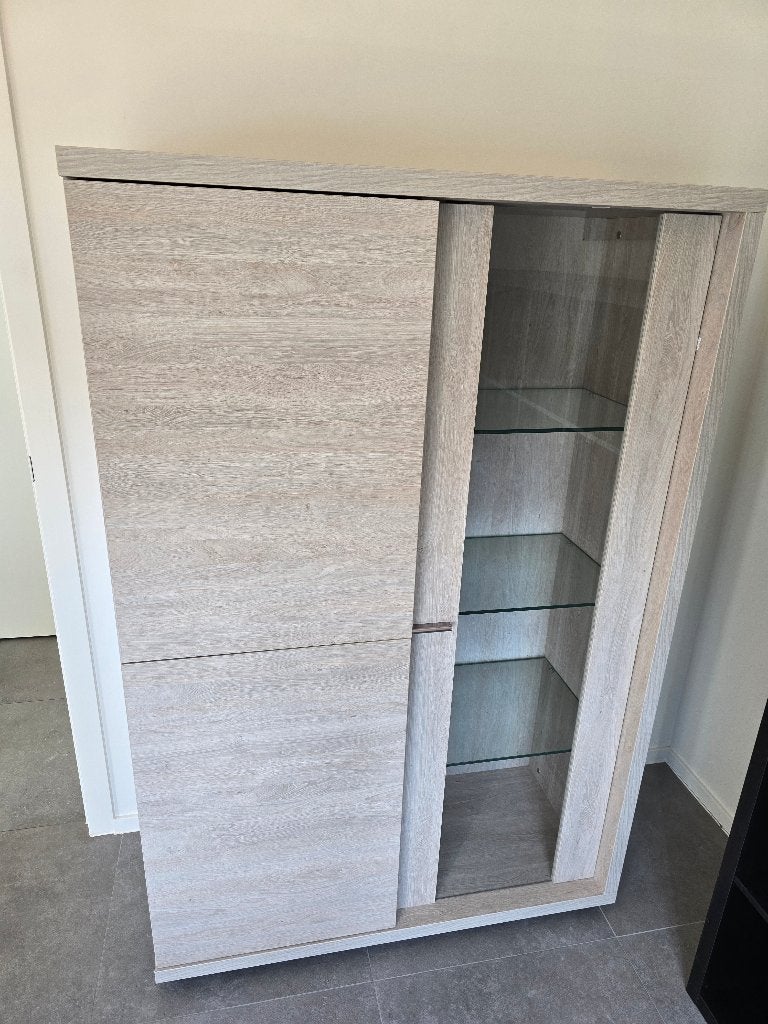 Kast eetkamer, Enlèvement, Utilisé