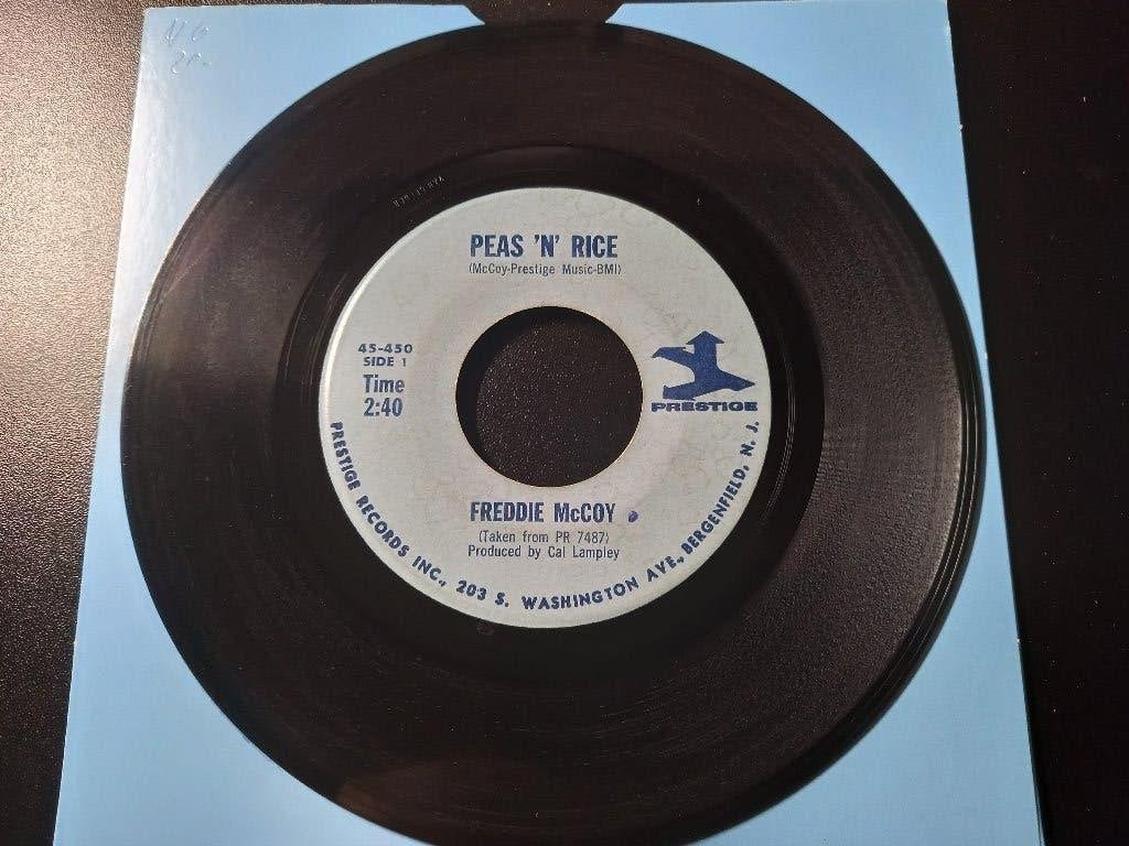 Freddie McCoy – Peas 'N' Rice '7 Popcorn, Enlèvement ou Envoi, 7 inch, Comme neuf, Autres types