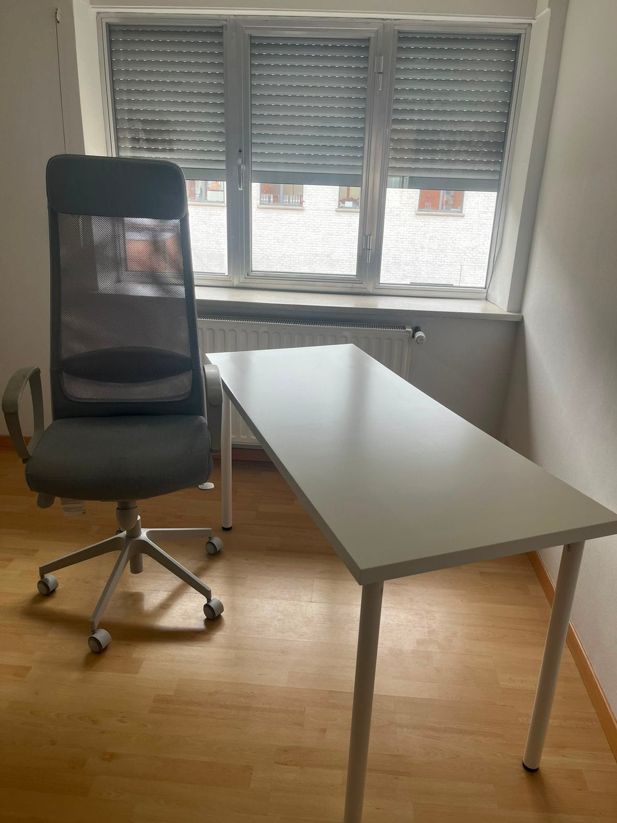 Bureau Tafel & Stoel, Ophalen of Verzenden, Zo goed als nieuw