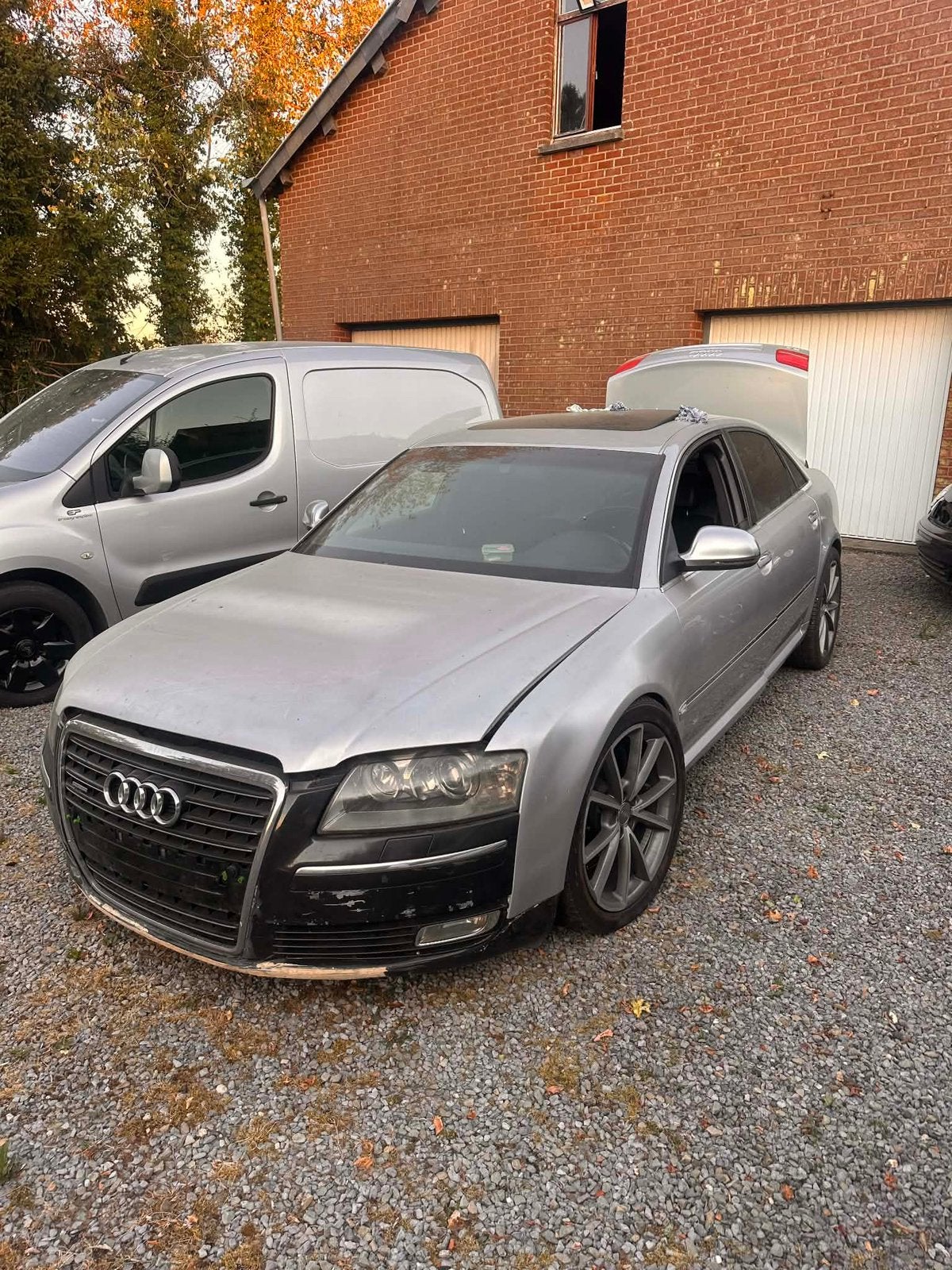 Audi S8, Enlèvement ou Envoi