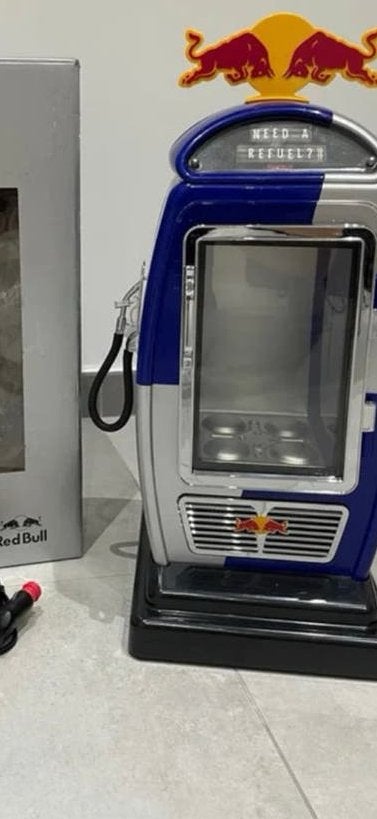 Koelkast red bull voor 4 blikjes, Verzamelen, Ophalen, Zo goed als nieuw