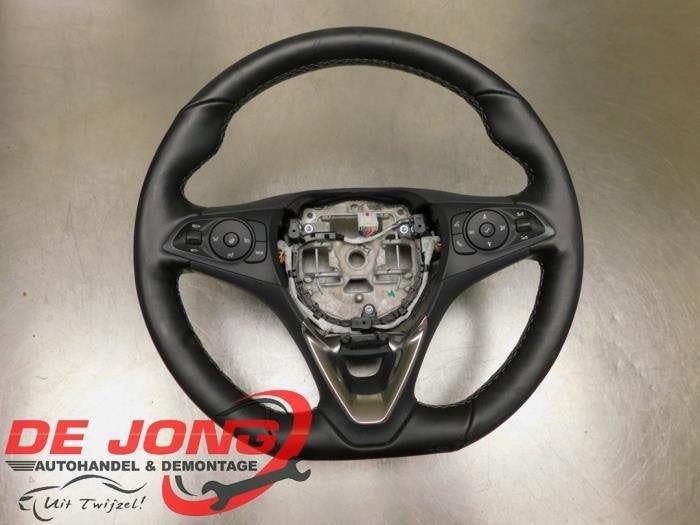 Volant d'un Opel Corsa, Autos : Pièces & Accessoires, Commande, Opel, Utilisé, 3 mois de garantie, Enlèvement ou Envoi