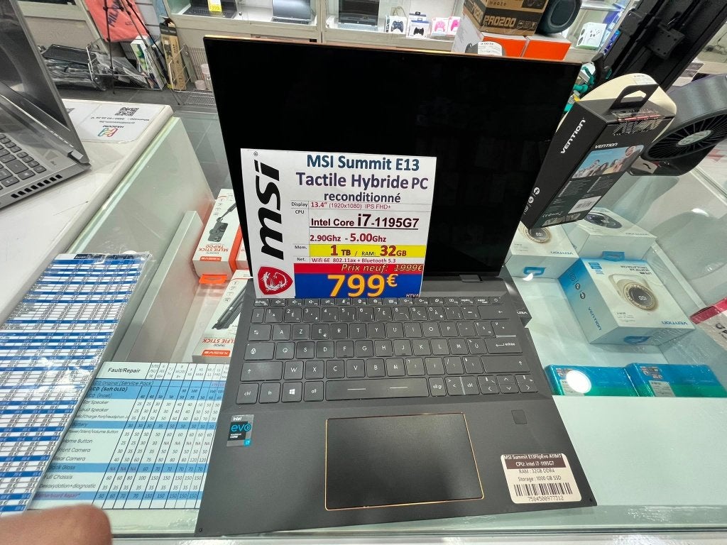 Gerenoveerde MSI Summit E13 tactiele hybride pc, Ophalen, Rood, Overige typen, Zo goed als nieuw