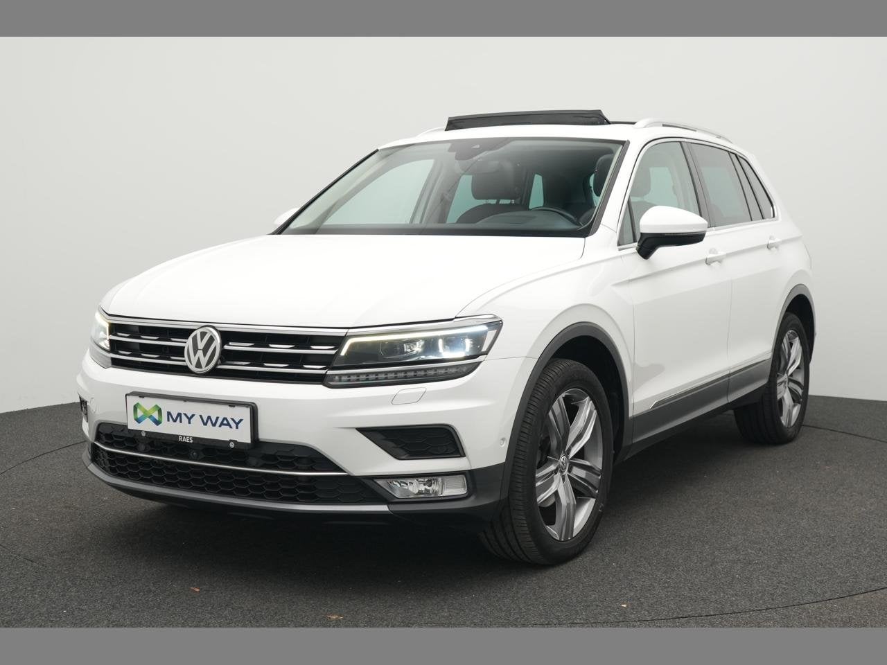Volkswagen Tiguan Tiguan Highline 2.0 TDI SCR 4MOTION BlueMo, Auto's, Automaat, 149 g/km, Wit, Diesel