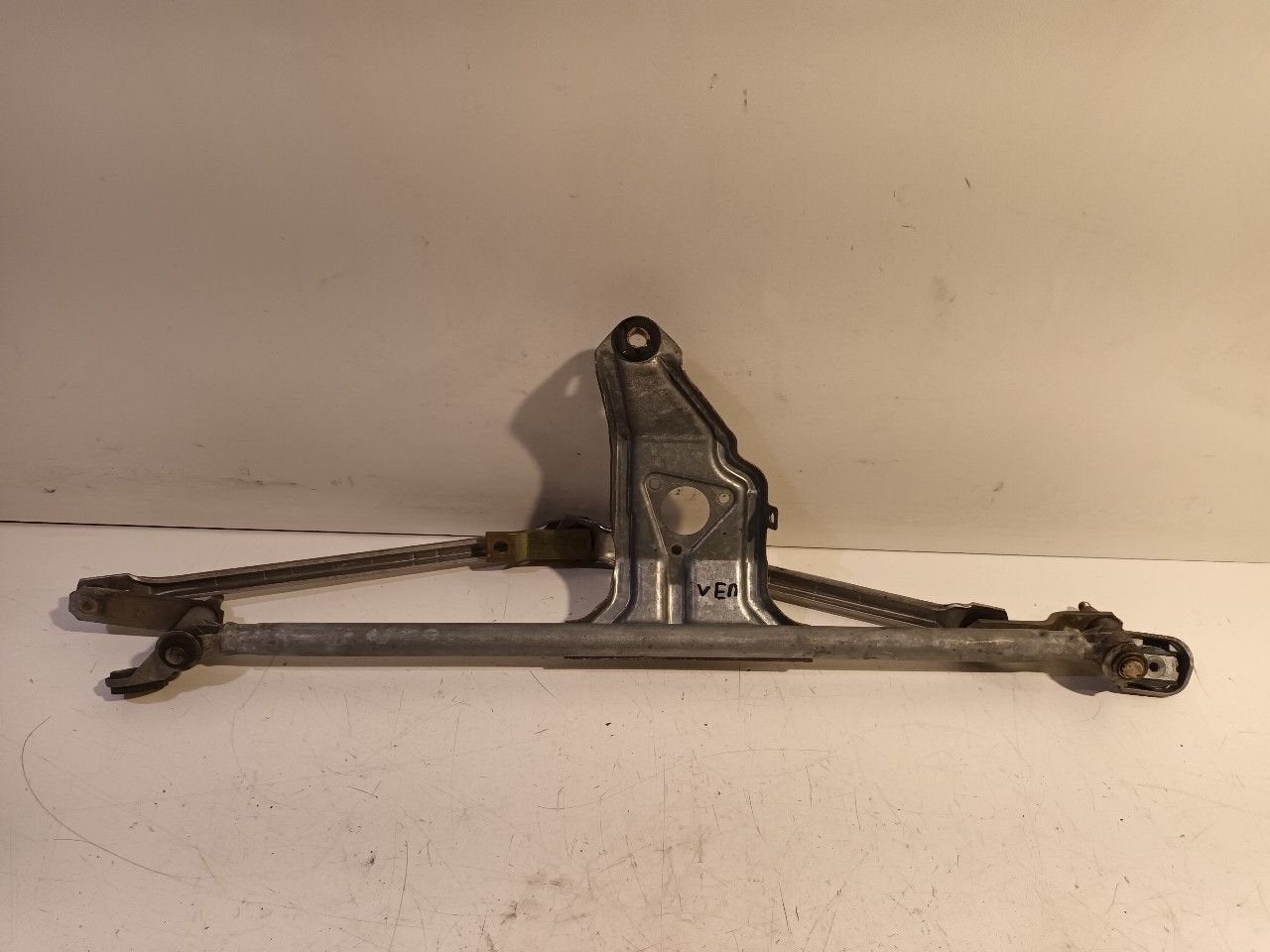 Ruitenwisser mechaniek voor Porsche 911, Onderdelen@venauto.nl, Van der Ven Autorecycling B.V., Ettenseweg 76, 4706 PB Roosendaal, The Netherlands