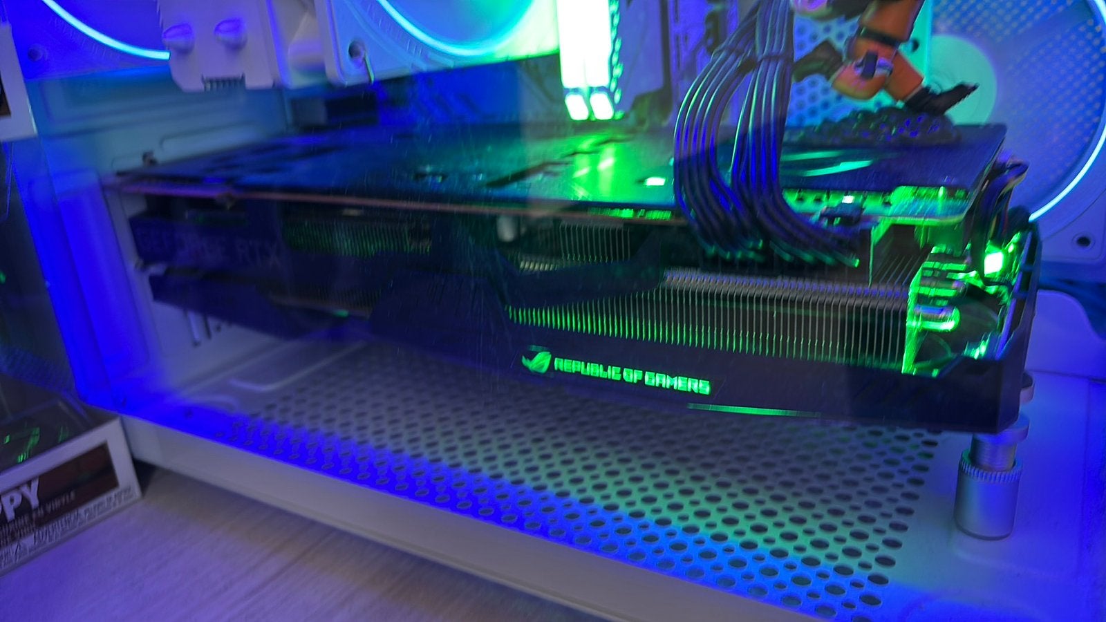 rtx 2080 TI (en gtx 970), Computers en Software, Ophalen, Zo goed als nieuw