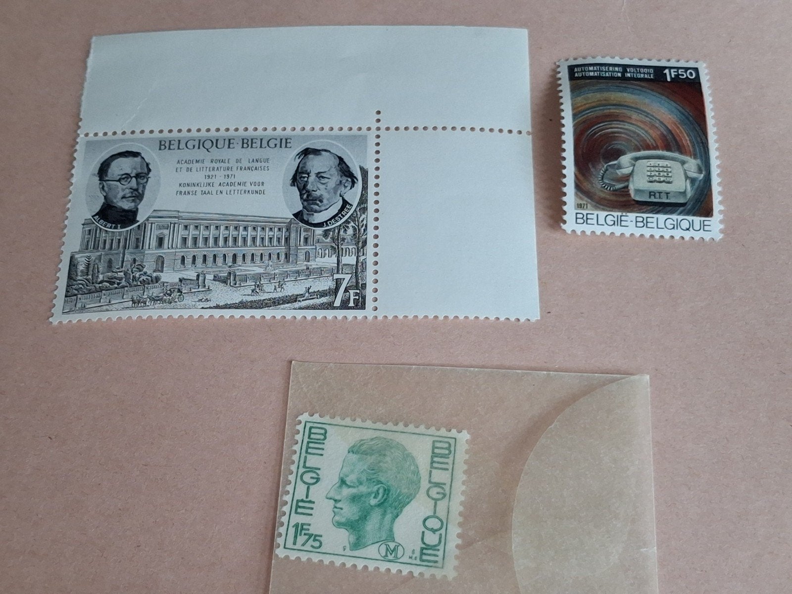3 timbres  de 1971 MNH, Enlèvement ou Envoi