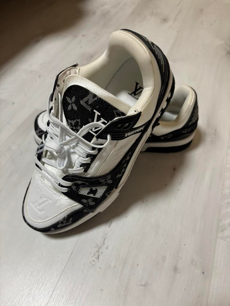 Louis vuiton schoenen, Zwart, Overige typen, Ophalen of Verzenden, Zo goed als nieuw
