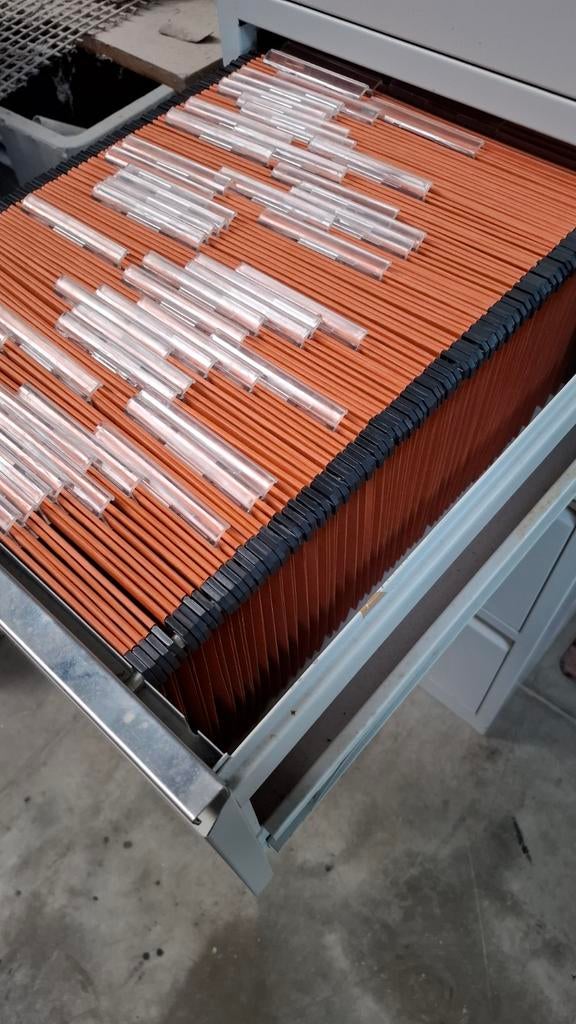 Hangmappen voor dossierkast, Enlèvement