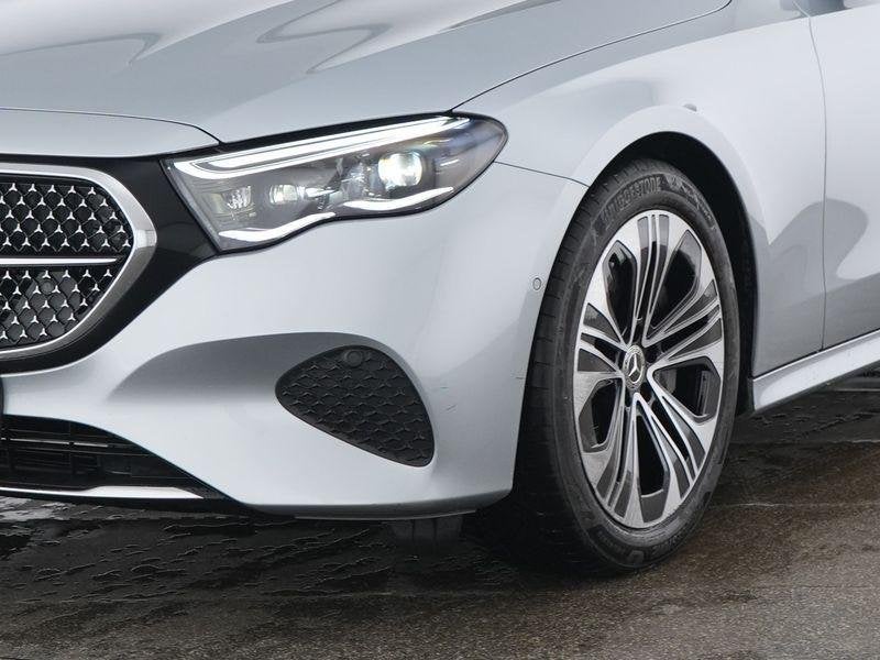 Mercedes-Benz E-klasse 300 e Break Luxury Line | Distronic |, Autos, Argent ou Gris, Entreprise, Hybride rechargeable, Noir