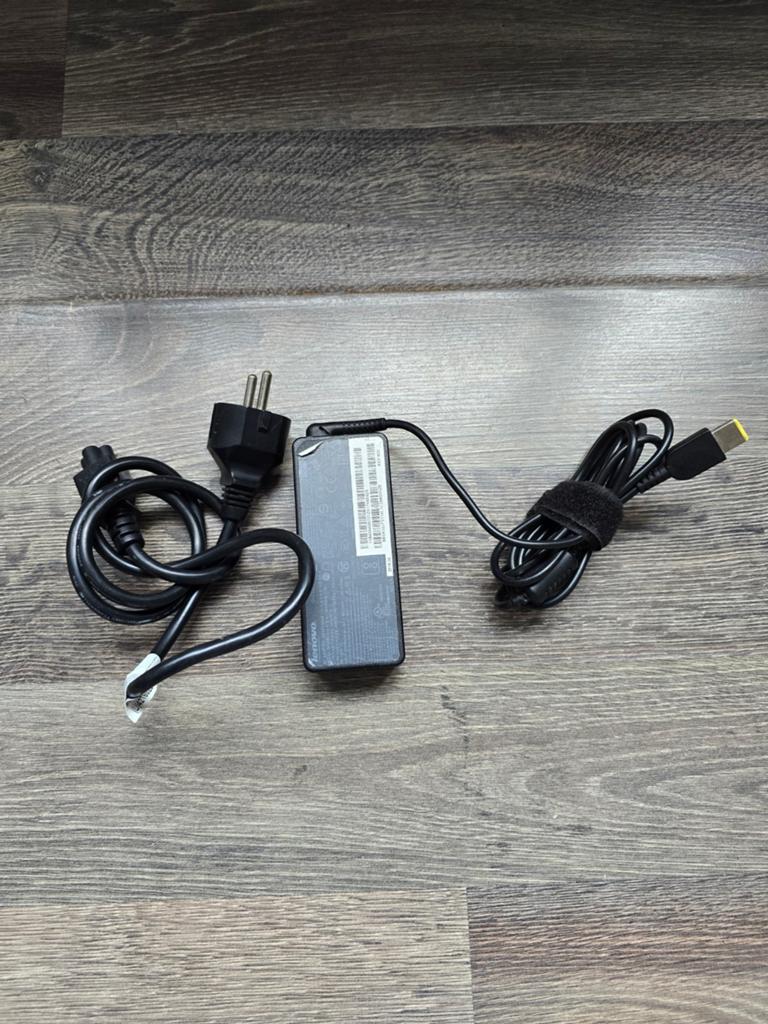 Chargeur pc lenovo