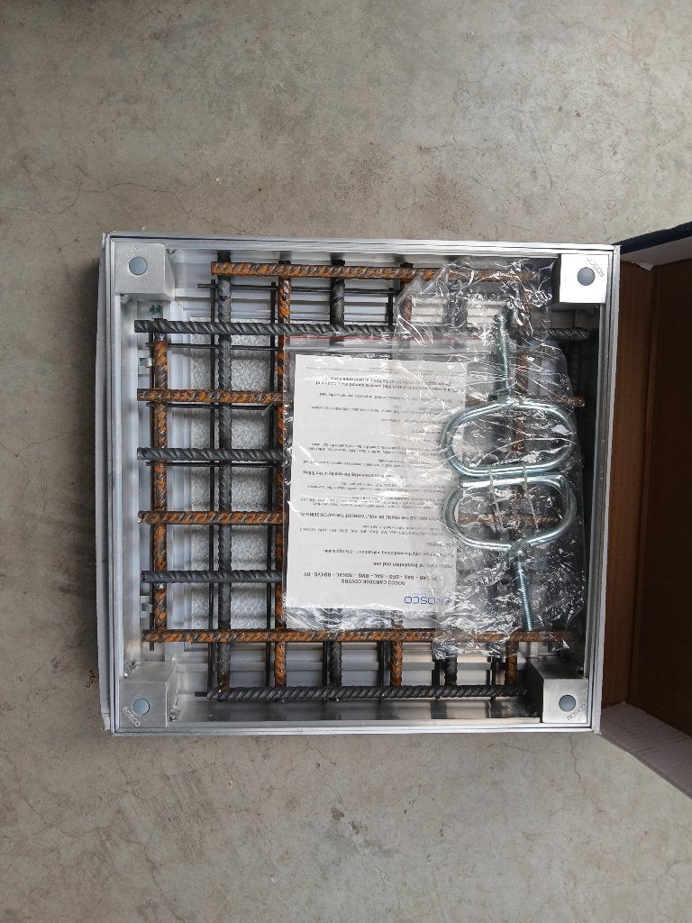 Couvercle de trou d'égout en aluminium pour carreaux, Bricolage & Construction, Neuf, 20 à 40 cm, Carrelage de sol, Enlèvement