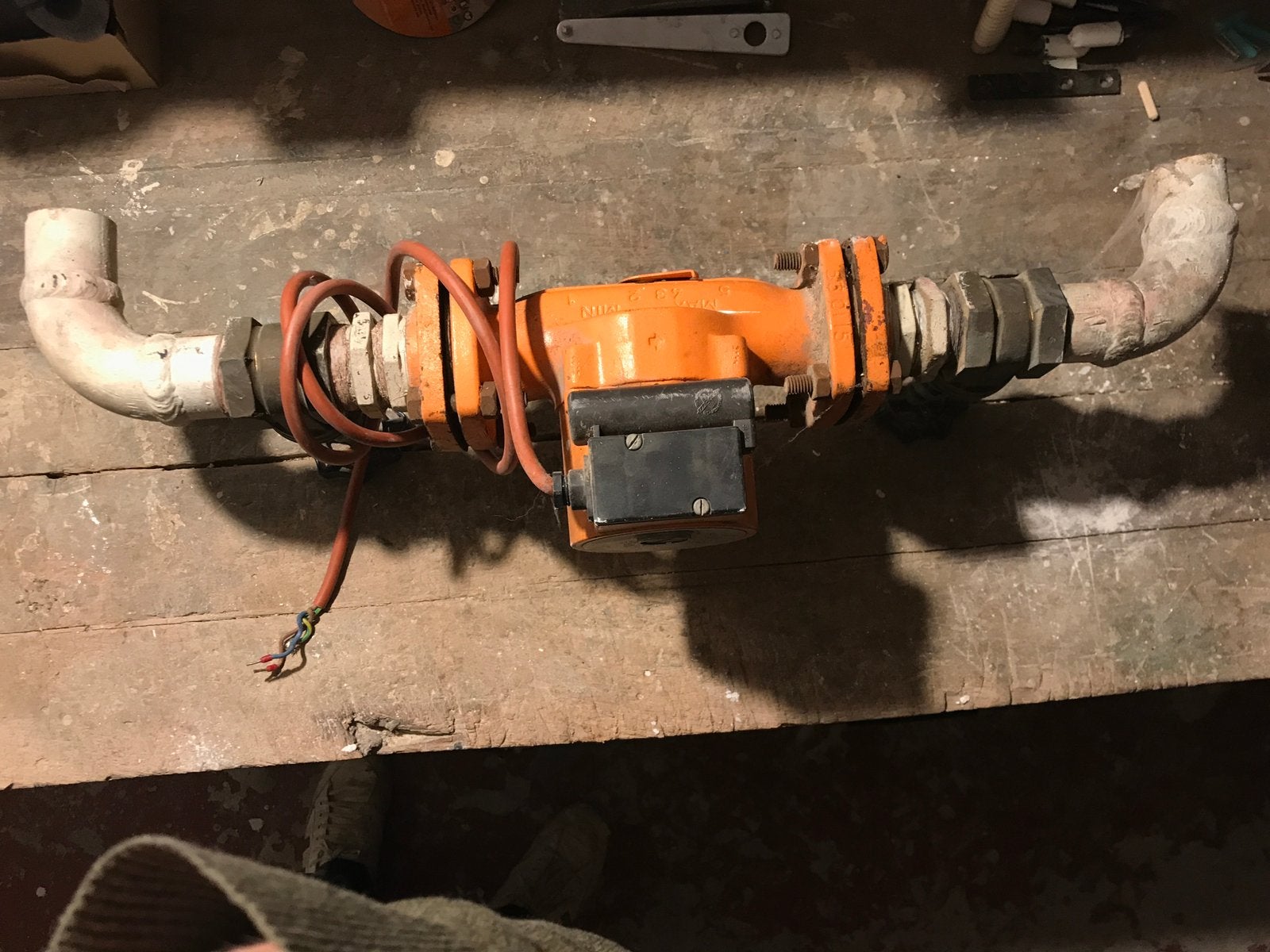 Aubia circulatiepomp, Doe-het-zelf en Bouw, Verwarming en Radiatoren, Ophalen