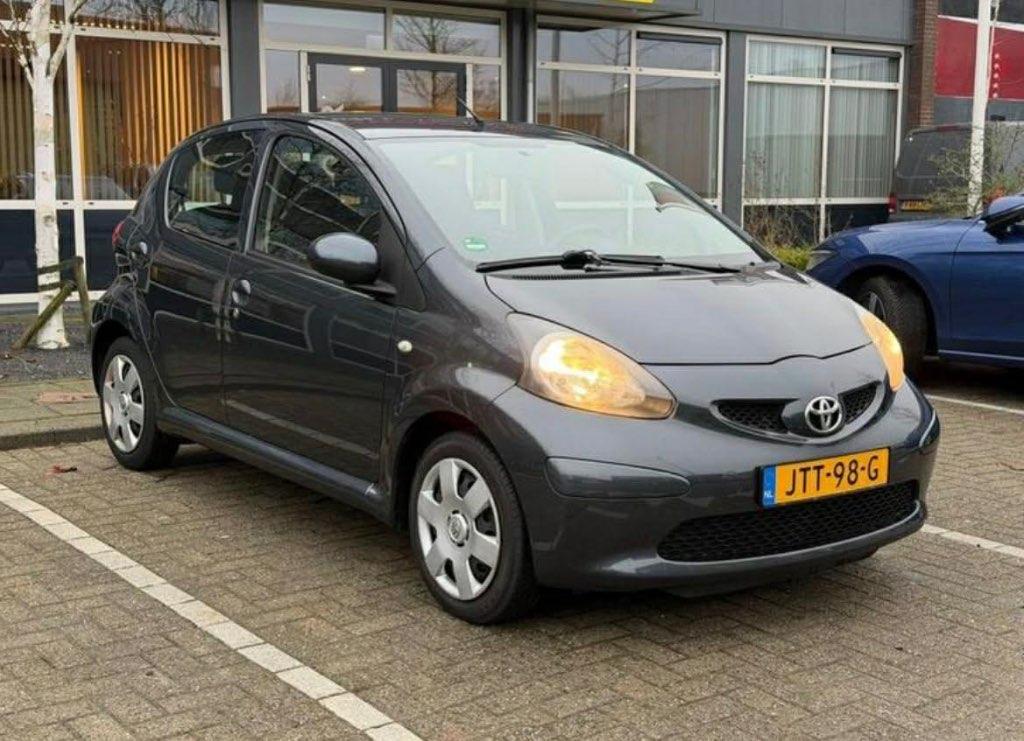 Toyota Aygo 2006 1.0-12V | CLIMATISATION | NAP |, Autos, Toyota, Argent ou Gris, Achat, 4 portes, Boîte manuelle
