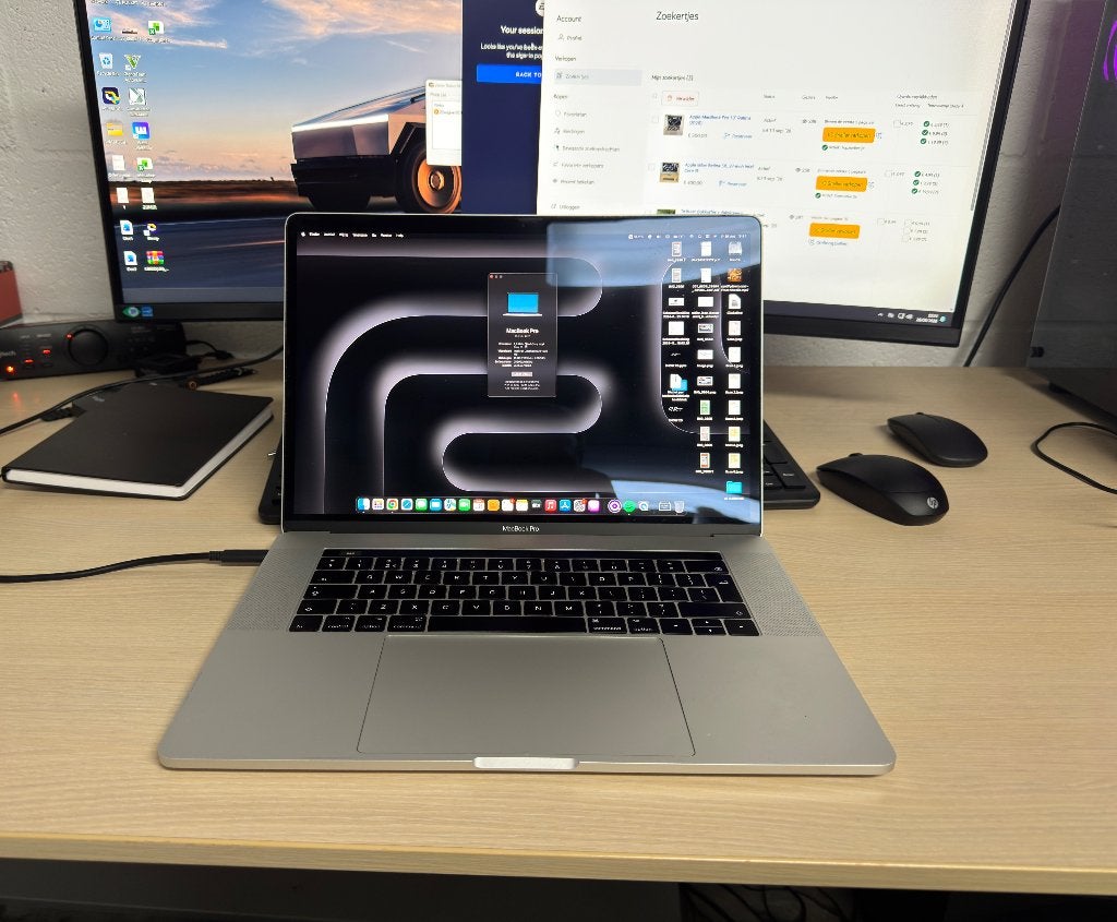 Apple MacBook Pro 15” Retina (Mid-2017), 256 GB, Qwerty, Comme neuf, 15 pouces