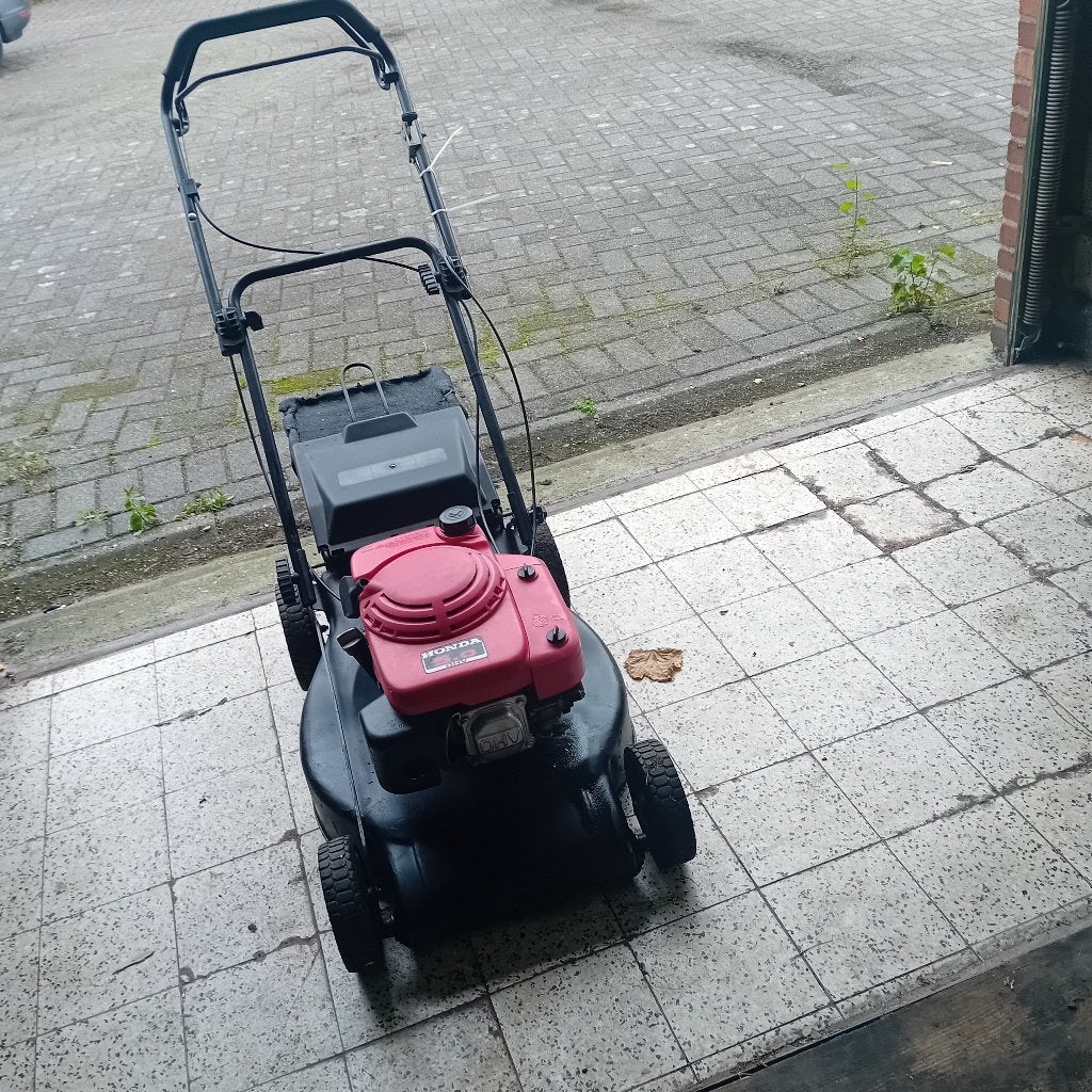 Grasmaaier zelftrekker honda, Utilisé, Tondeuse sur coussin d'air, Eliet / Honda, Tondeuses à gazon à essence