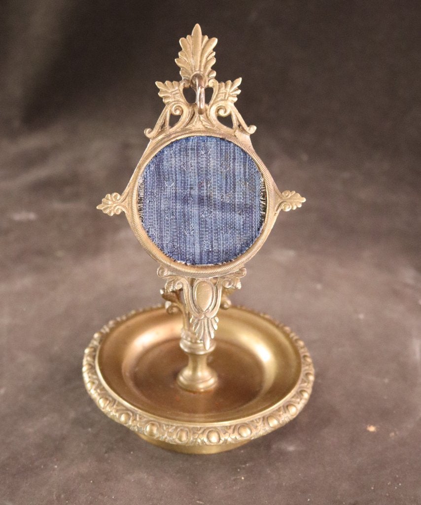 Porte montre en bronze antique, Enlèvement ou Envoi