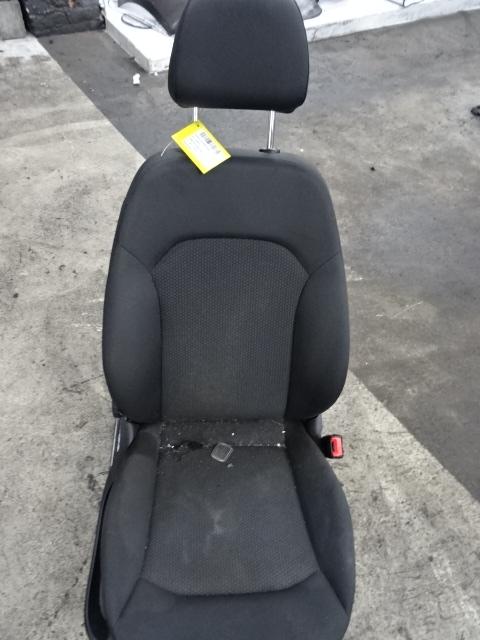 STOEL RECHTS VOOR Audi A1 Sportback (8XA / 8XF), Auto-onderdelen, Gebruikt, Audi