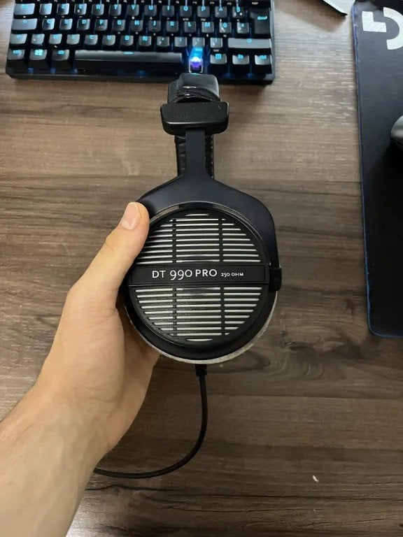 Beyerdynamic DT 990 PRO 250 ohms, Beyerdynamic, Enlèvement ou Envoi, Noir, Utilisé