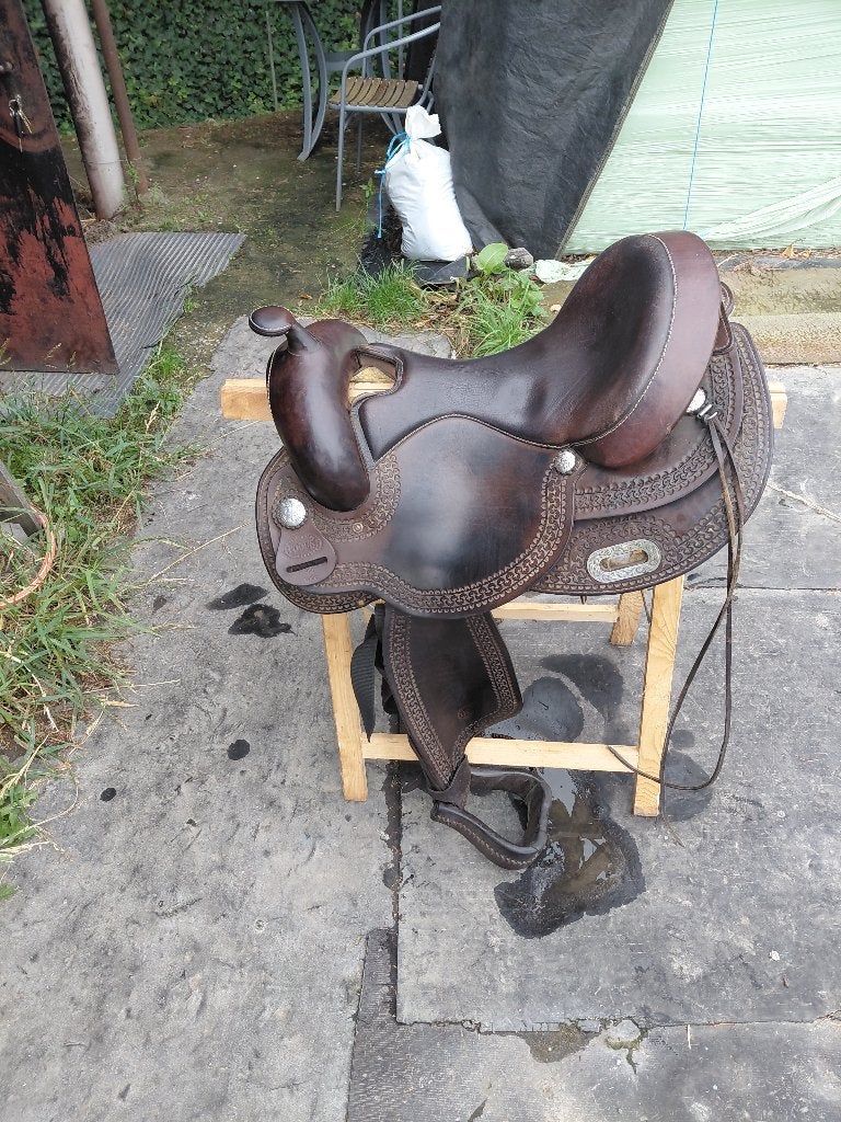 western zadel Pools, Dieren en Toebehoren, Ophalen, L (17.5 inch), Overige merken, Diepe zit