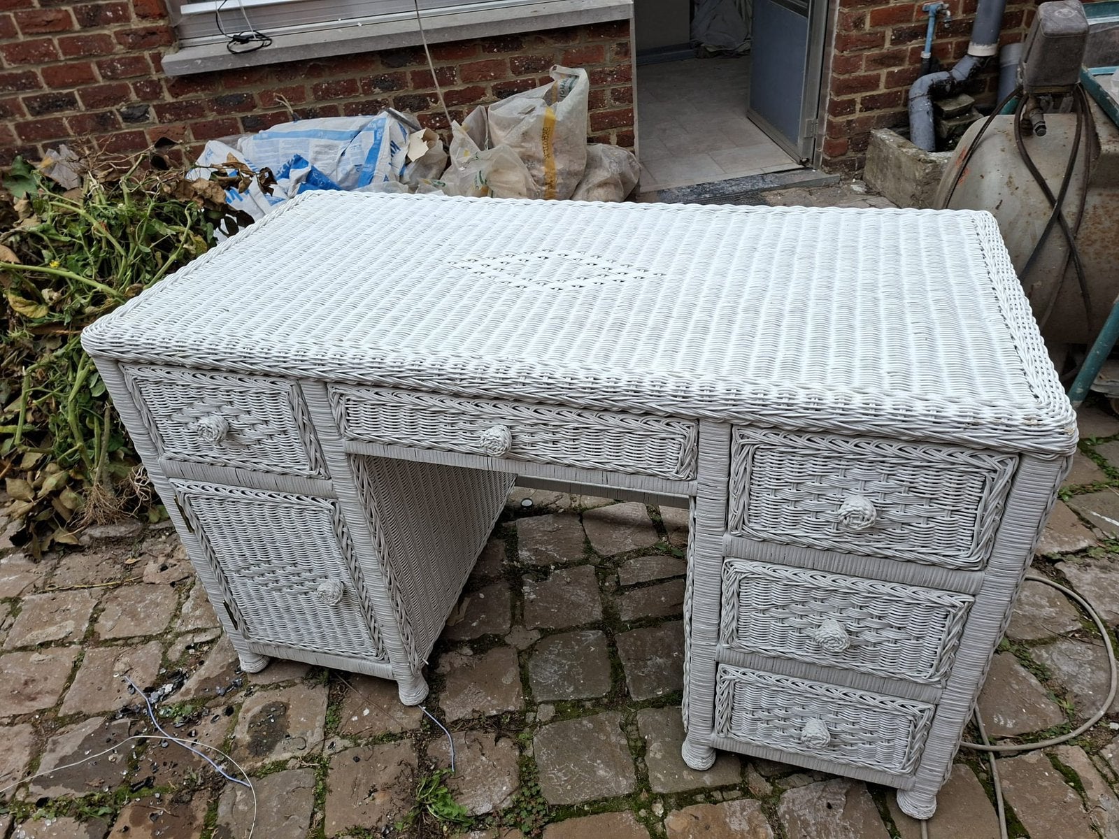 Bureau, Ophalen, Nieuw