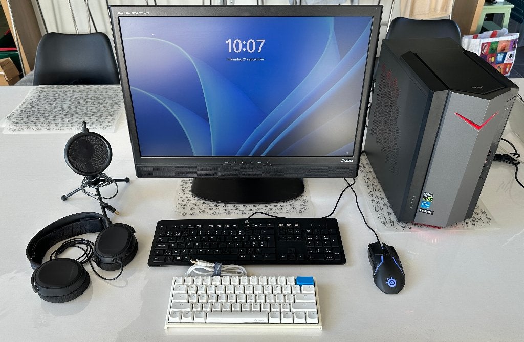 ACER NITRO N50-620 i5 PC de jeu avec écran et accessoires, Informatique & Logiciels, Avec carte vidéo, Comme neuf, Gaming, HDD