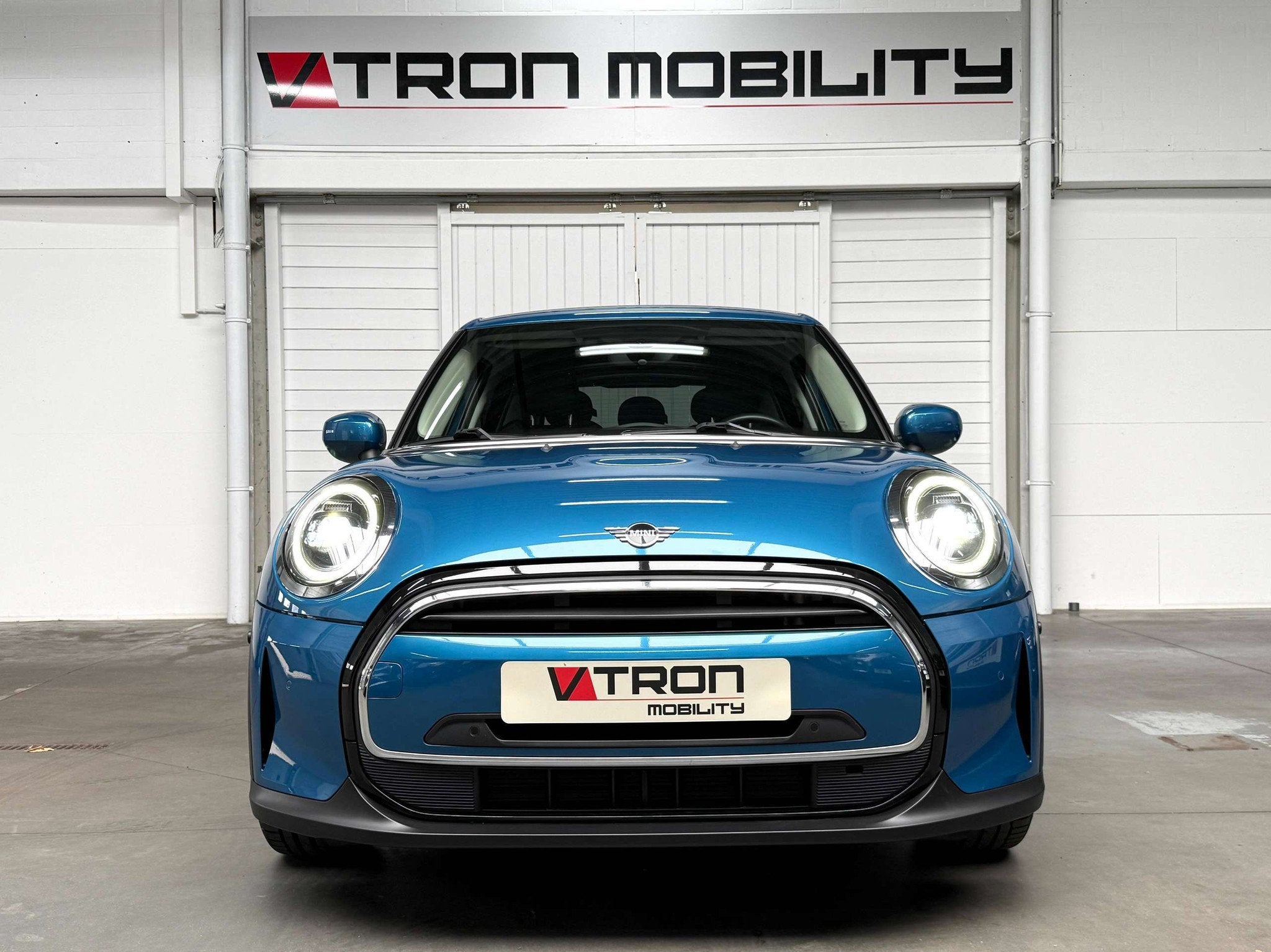 MINI One Mini 1.5A One LEDER*NAVI*DAB*CARPLAY*LED*PDC*CC*ALU, 75 kW, Gebruikt, Blauw, Lichtsensor