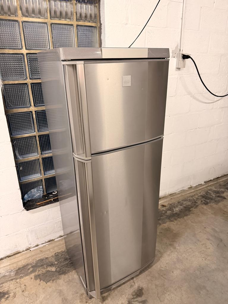 Frigo + congélateur AEG, Enlèvement ou Envoi, Comme neuf