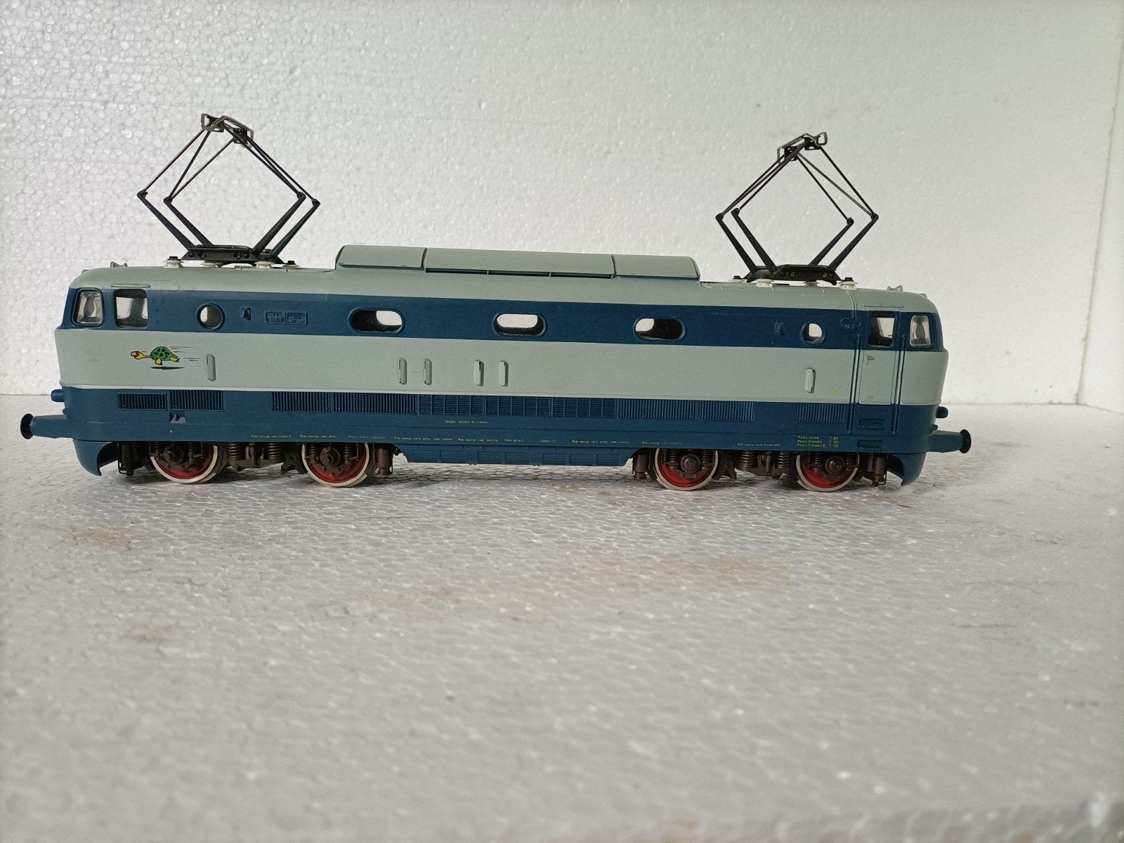 Rivarossi 7181 – FS E.444 015 "Tartaruga" | Schaal 0 (1:43,5, Hobby & Loisirs créatifs, Enlèvement, Locomotive