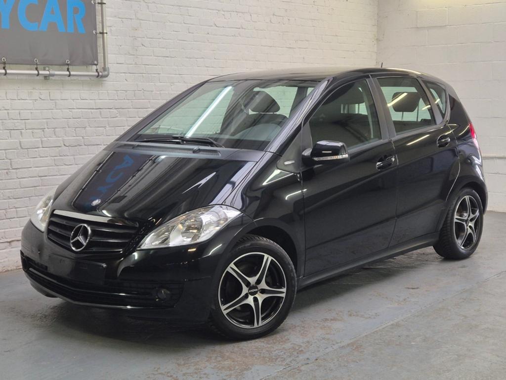 Mercedes A160 benzine euro5- 2011 - 81000km -GARANTIE, 1498 cc, Zwart, 4 cilinders, Zwart