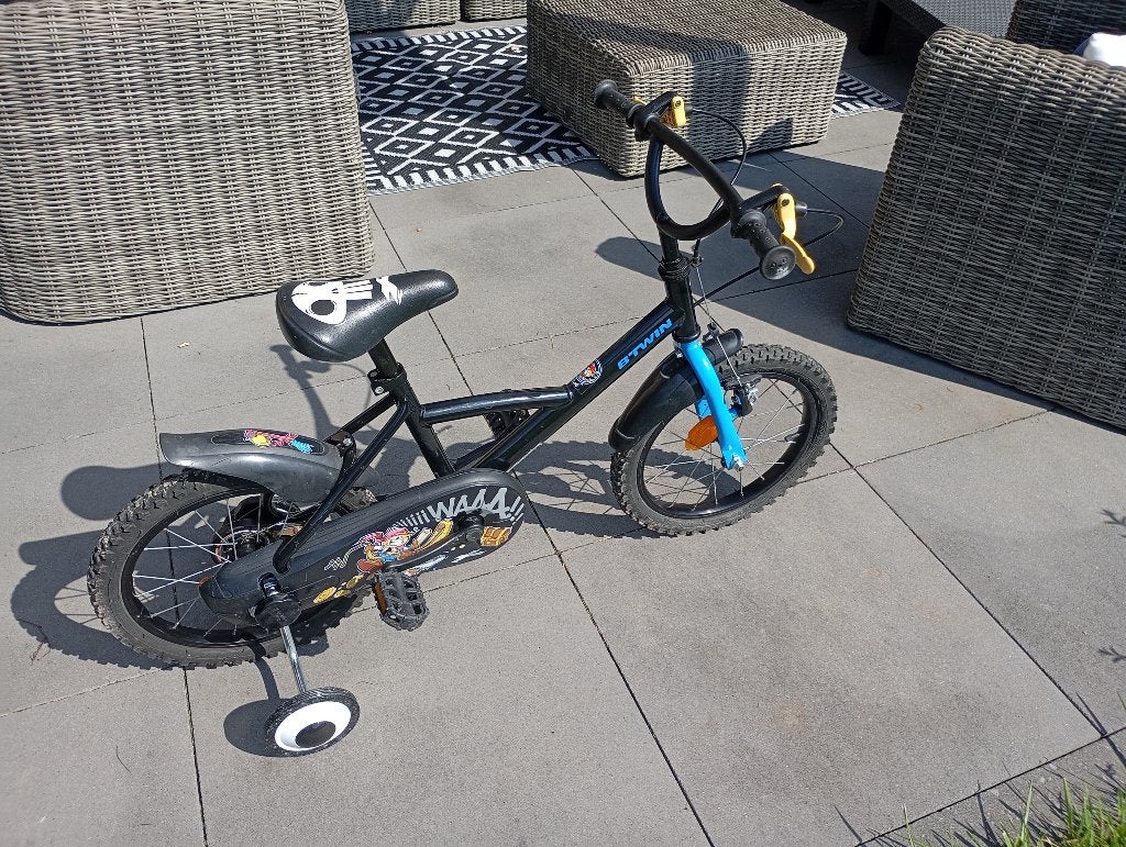 Vélo enfant de 16 pouces pirates, Vélos & Vélomoteurs, Frein sur jante, Stabilisateurs, Enlèvement, BTwin Décathlon